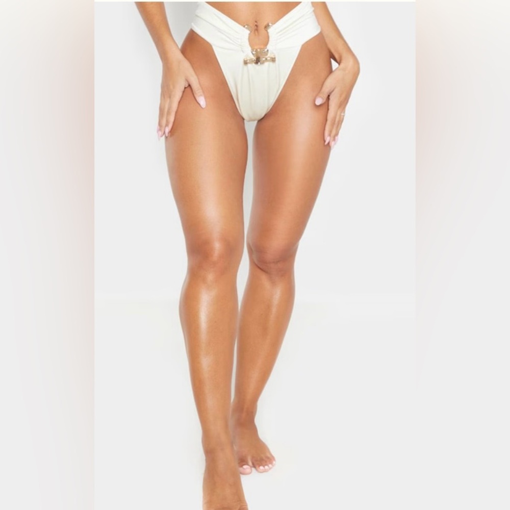 Pretty Little Thing Cream Hammered Trim High Waist Bikini Bottom size 4 - Picture 3 of 11